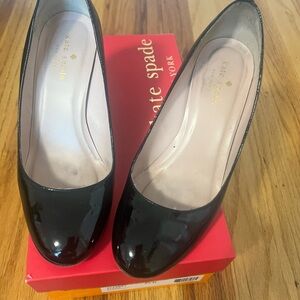 Kate Spade Black Heels with Classic Elegance